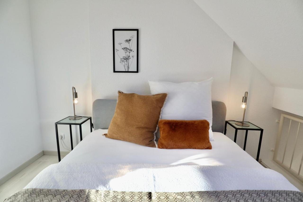 Gallery Apartment: Maisonette + Free Parking + Netflix エッセン エクステリア 写真