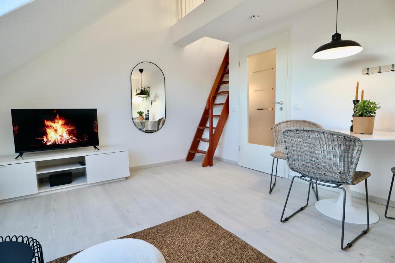 Gallery Apartment: Maisonette + Free Parking + Netflix エッセン エクステリア 写真