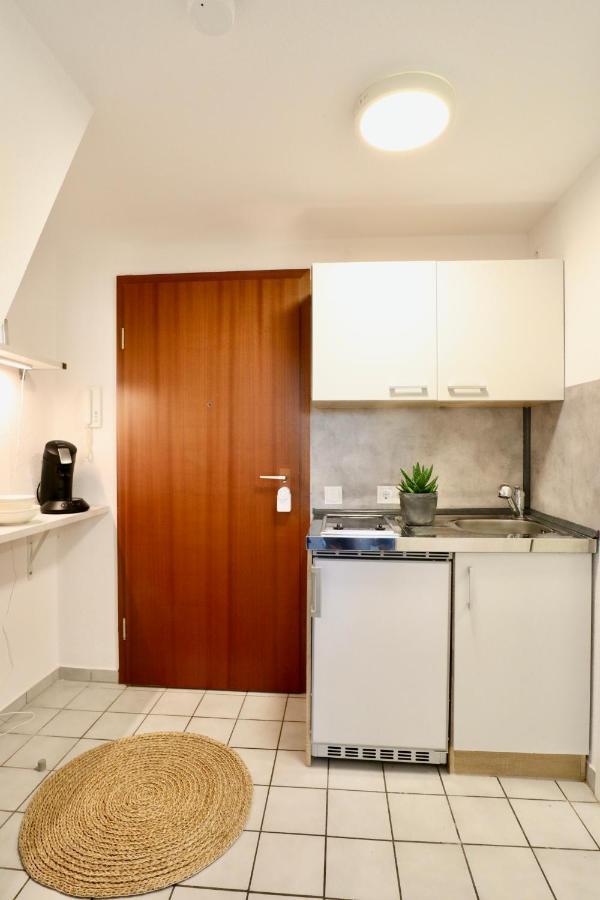Gallery Apartment: Maisonette + Free Parking + Netflix エッセン エクステリア 写真